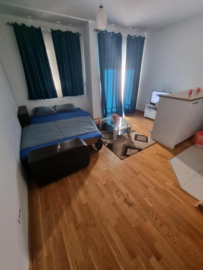 Adrianna Apartment City Kvart Ποντγορίτσα Εξωτερικό φωτογραφία